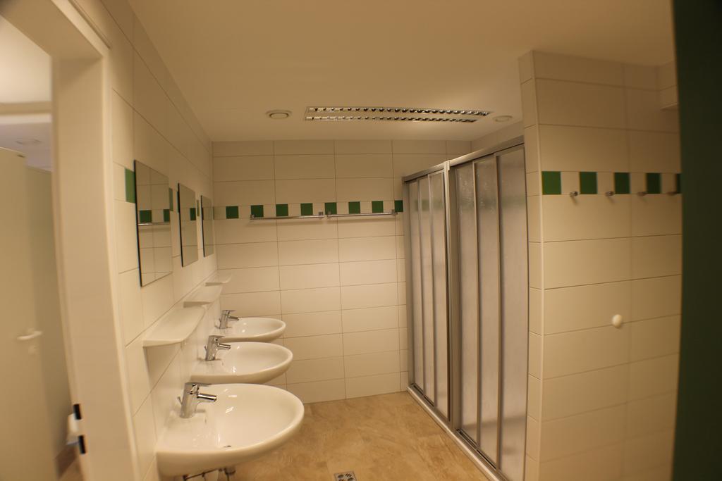 Jugendgaestehaus St. Gilgen Ruang foto