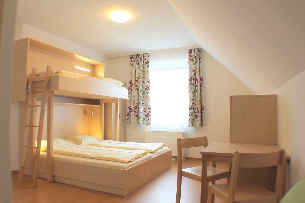 Jugendgaestehaus St. Gilgen Ruang foto